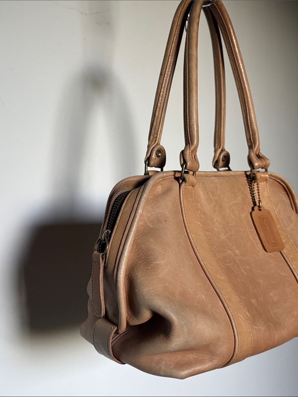 Vintage 1980’s Coach British Tan Brown Leather Hobo 💼 Collector Item - Picture 5 of 16
